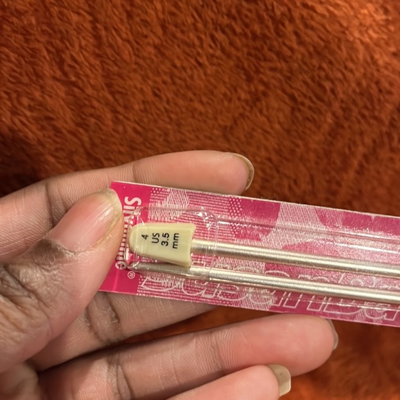 Susan Bates knitting needles ( 3.5 mm 4 us ) - Picture 4 of 6